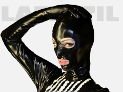 Latexmaske "New Open“